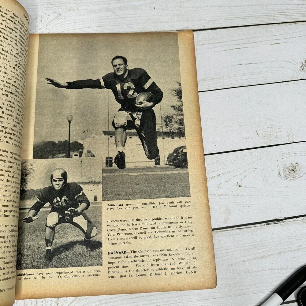 1945 Street & Smith's Football Pictorial Yearbook National Gridiron Review Vinta